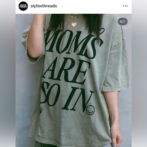 NWT SlyFox x Karrie Locher Moms Are So In Motherhood Graphic Tee Small